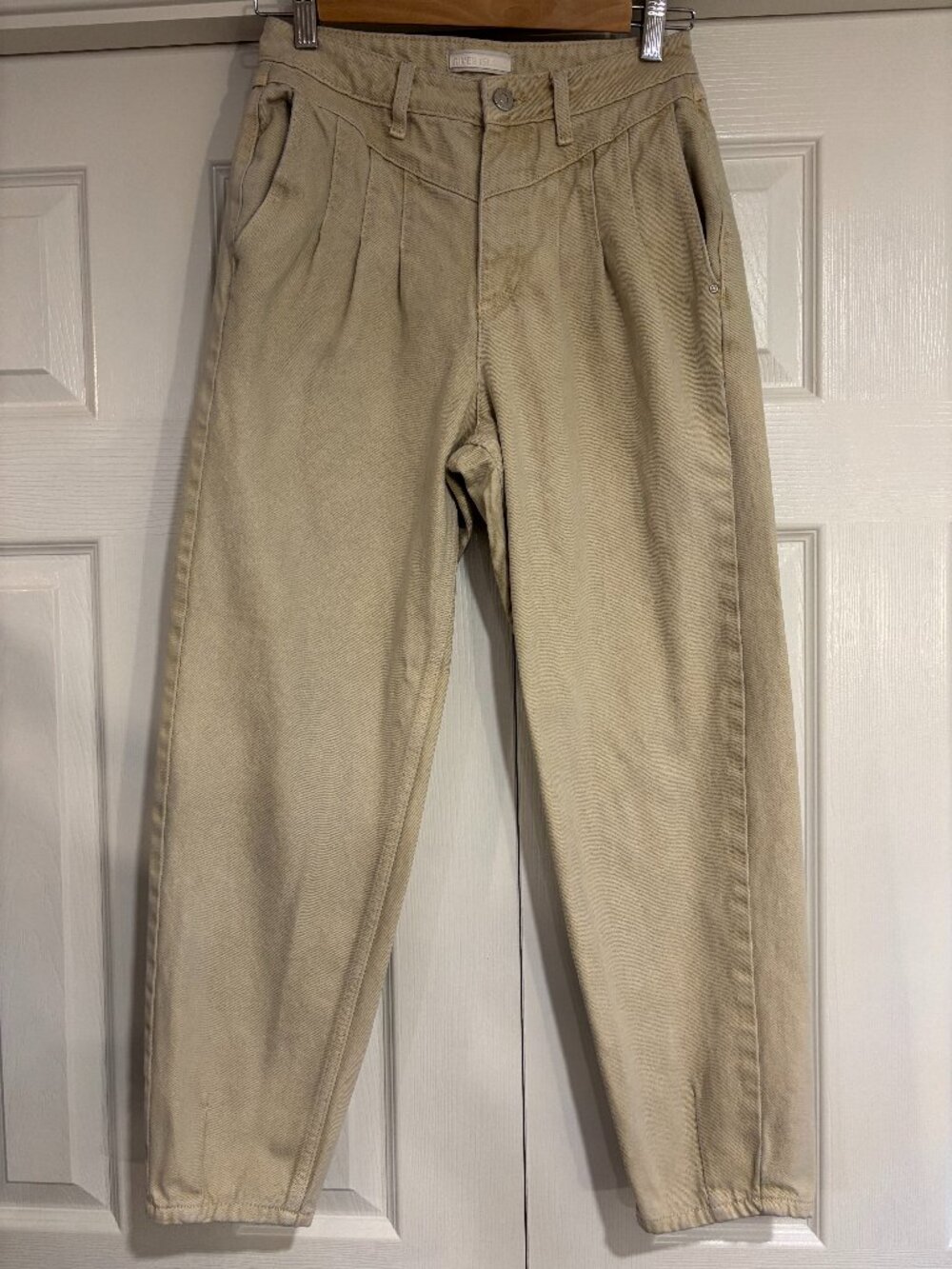 River Island High-Waisted Pleated Mom Jean Tapered Leg Khaki Color US Size 4